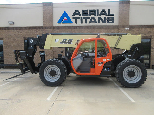 JLG 1055